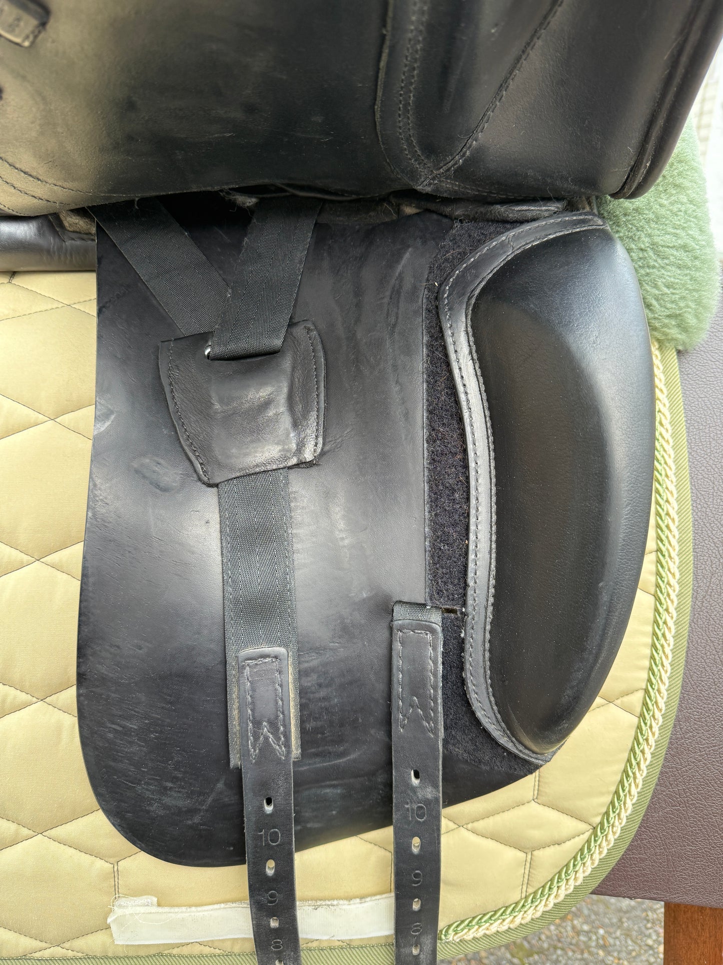 #209 Prestige Bergamo Dressursattel 18 Zoll 32 +2 Kissen doubliert
