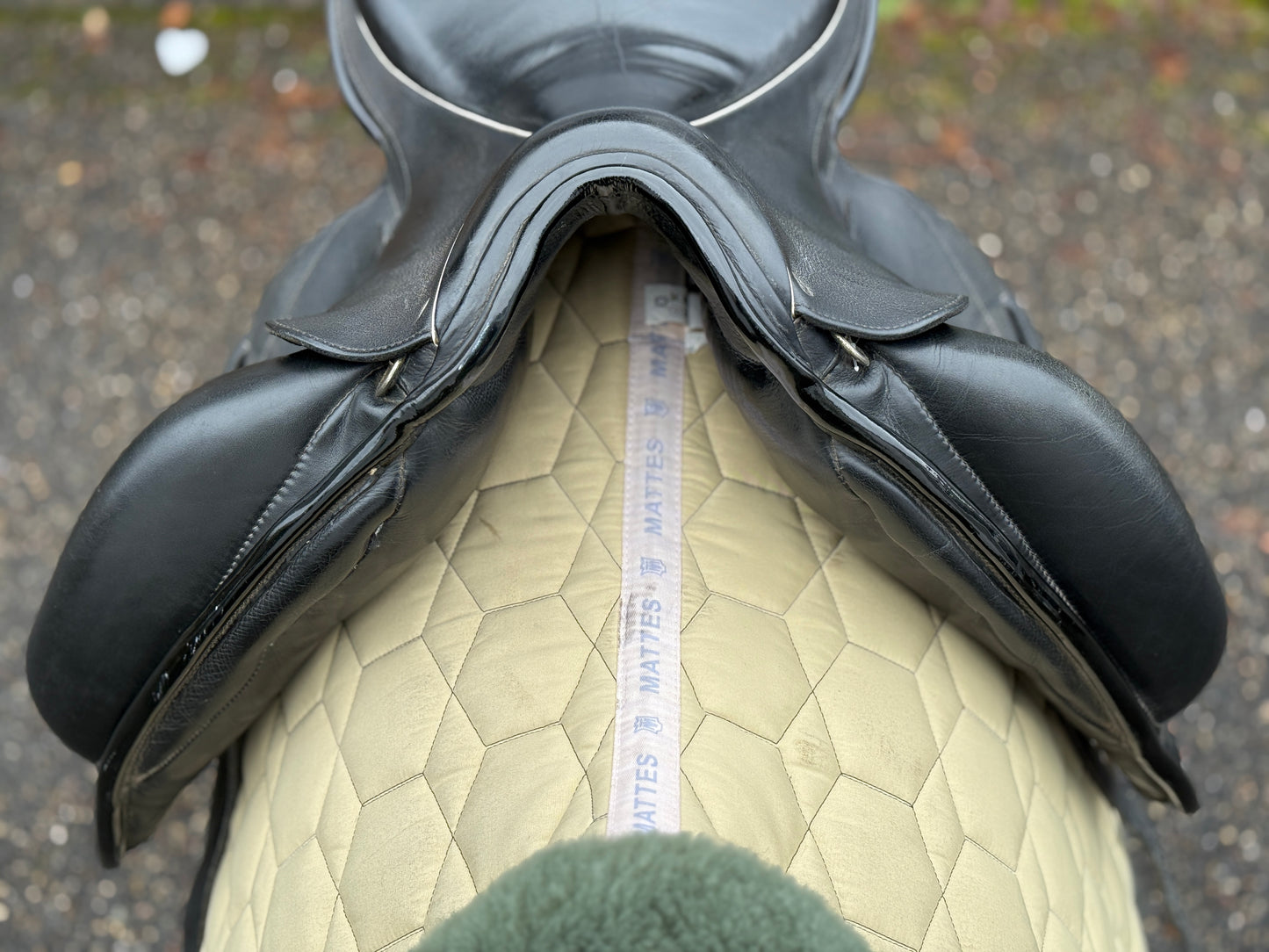 #197 Custom Dressursattel Icon Flight 18 Zoll