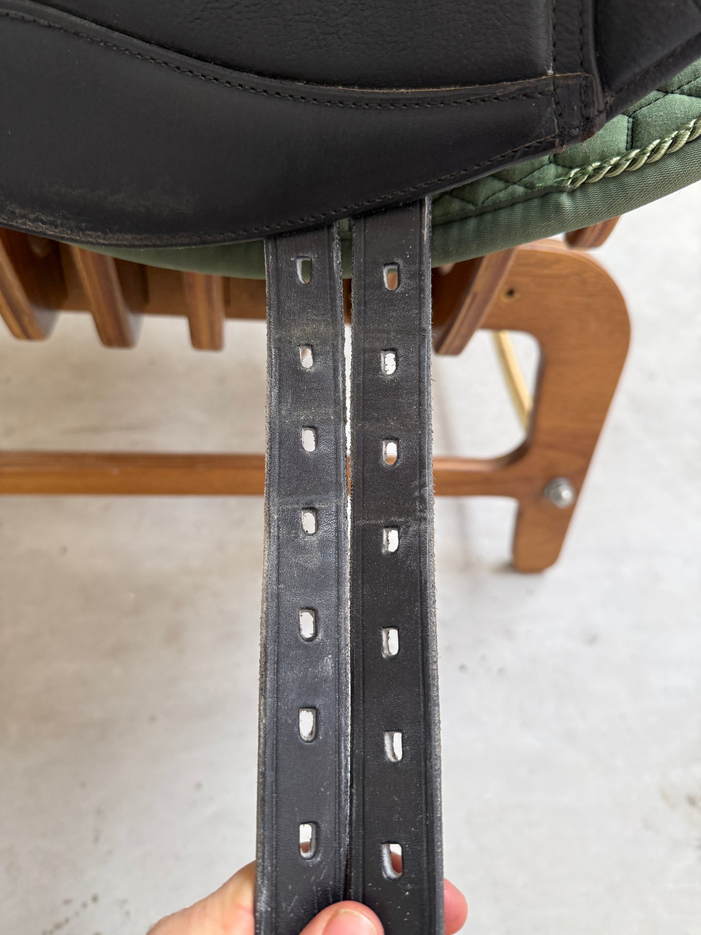 Massimo Saddle UP Dressursattel 17,5 Zoll 34