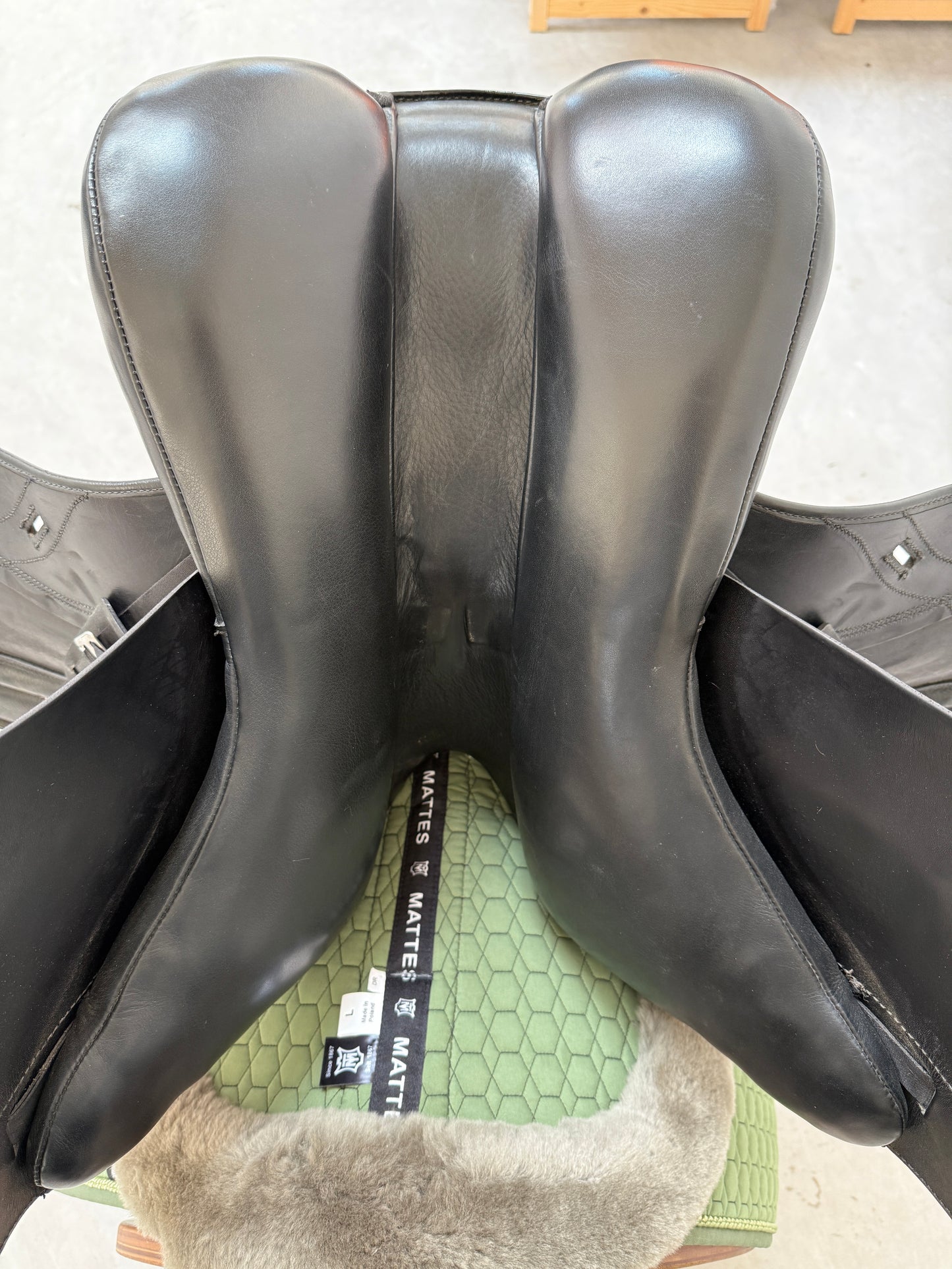 Horse Star Champion Dressursattel 18 Zoll aus 2022 - langes Blatt