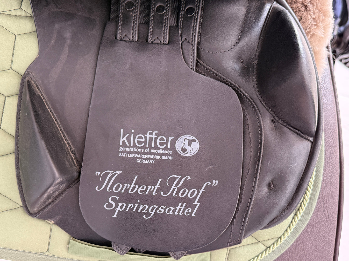 Kieffer Norbert Koof Exklusiv Springsattel Sitzgrösse 1 17,5 Zoll - wie NEU