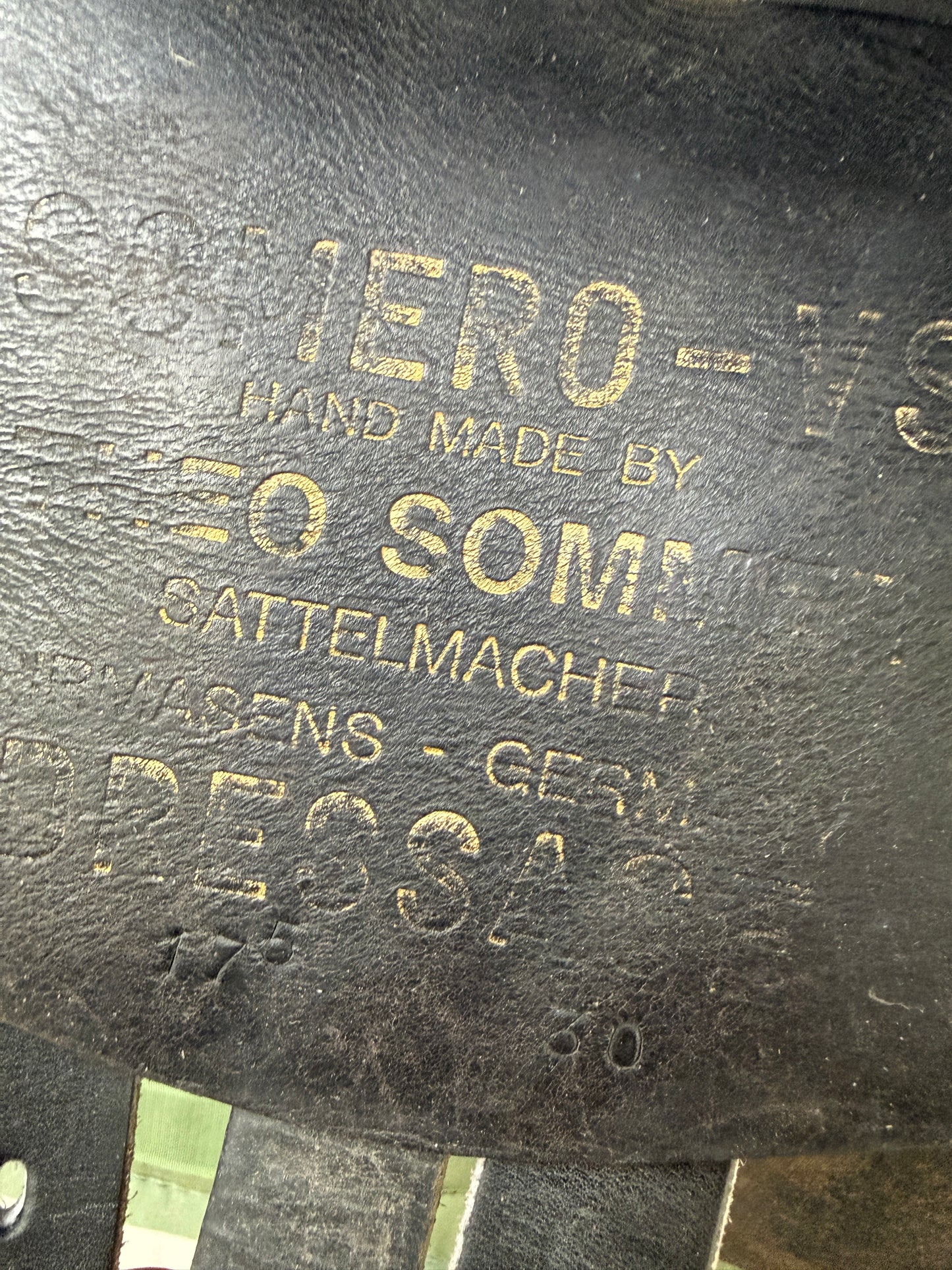 Sommer Dressage 17,5 Zoll 30