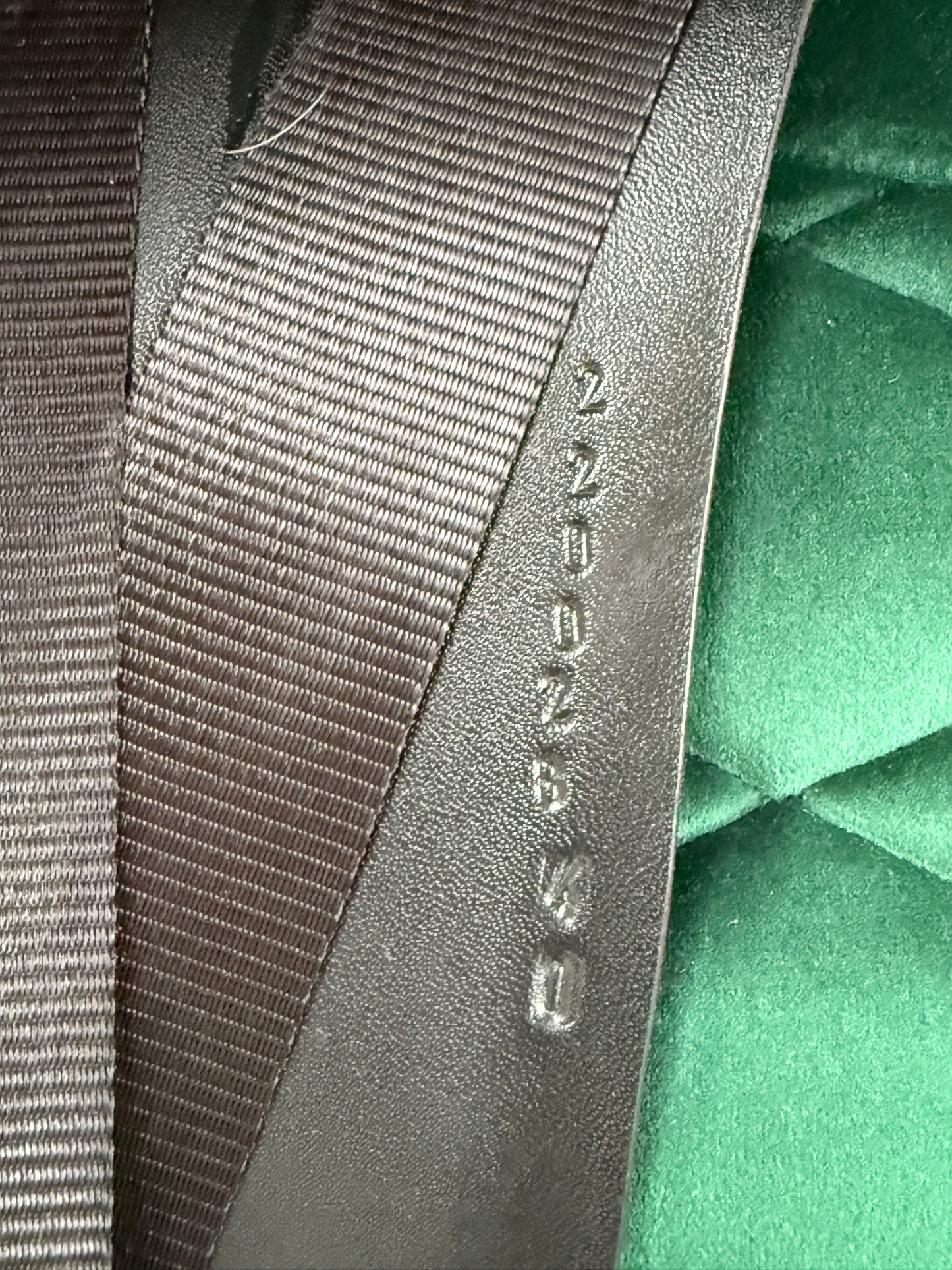 Euroriding Diamant Dressursattel Soft Seat 17 Zoll Fit 4 neuwertig