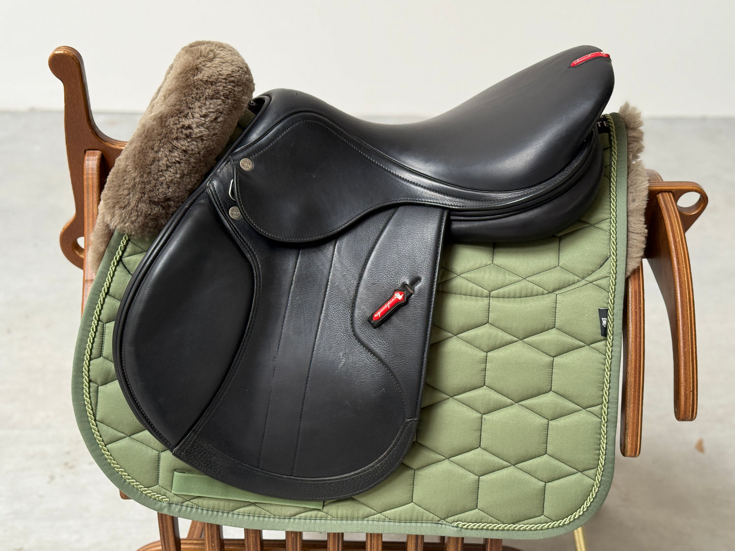 Selleria Equipe Boulevard Springsattel 17,5 Zoll aus 2022