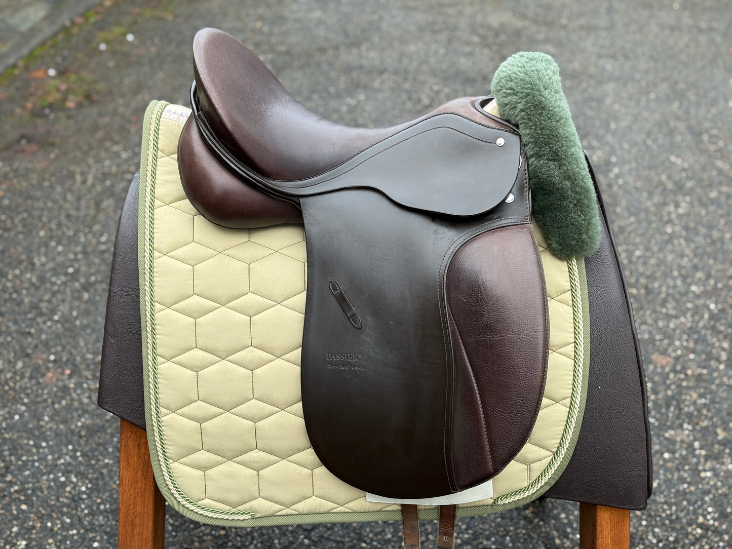 #242 Passier Sirius Dressursattel Schulterfreiheit 17 Zoll braun