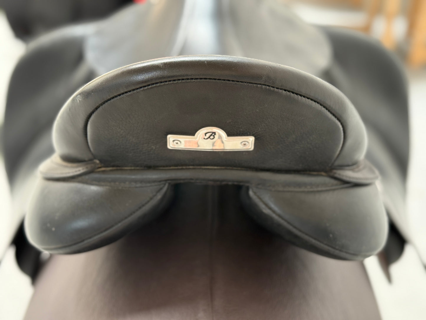 Bates All Purpose Vielseitigkeitssattel 18 Zoll fast NEU