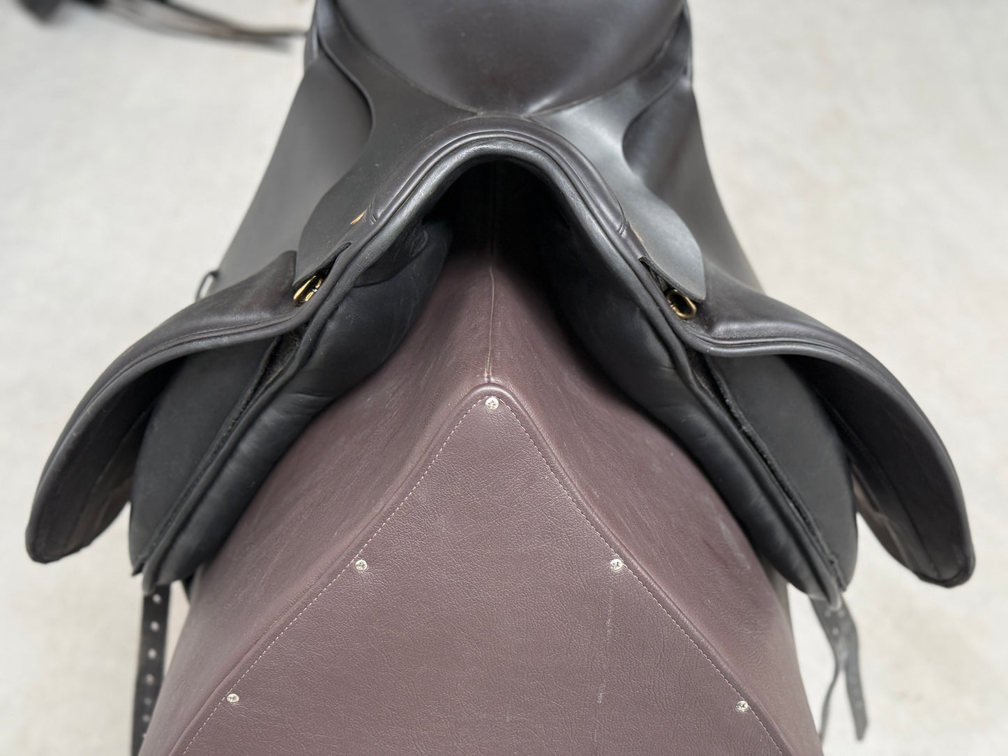 Fichtbauer Tentazione Dressursattel Klettpauschen 17,5 Zoll fast NEU aus 2025