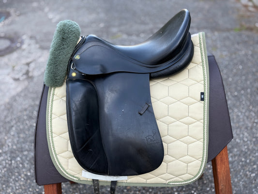 #191 Prestige Top Dressage Dressursattel 17 Zoll 31