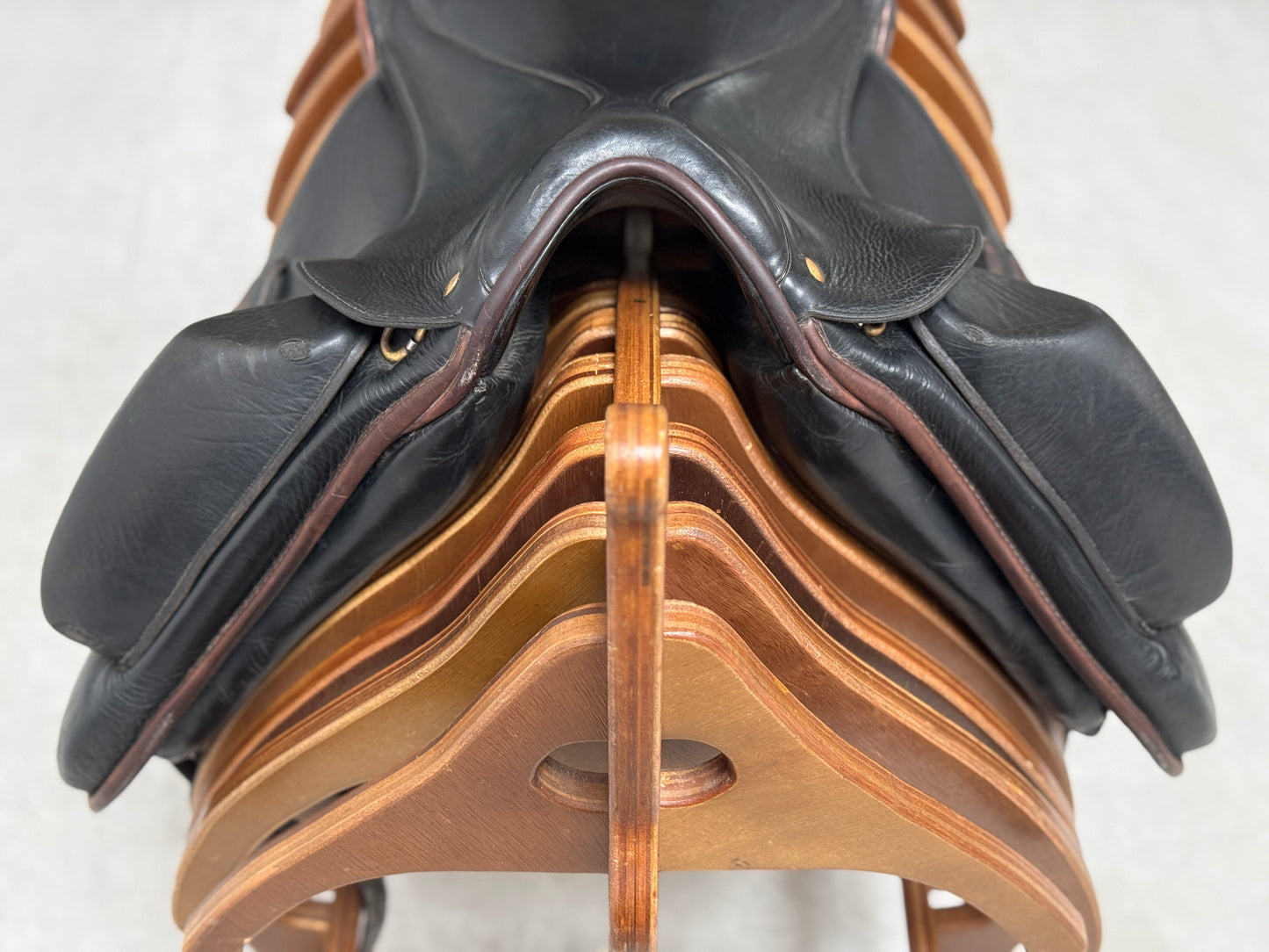 Hennig ESF Ergo Saddlefit Platin Dressursattel Monoblatt 17,5 Zoll
