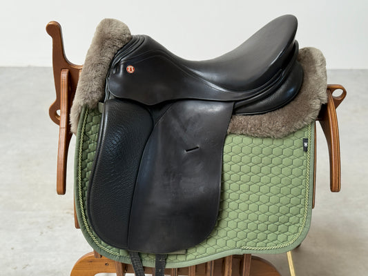 SL LINN Hofsattlerei (Sattelprofi Eichhorn/Niedersüß) Dressursattel 17,5 Zoll