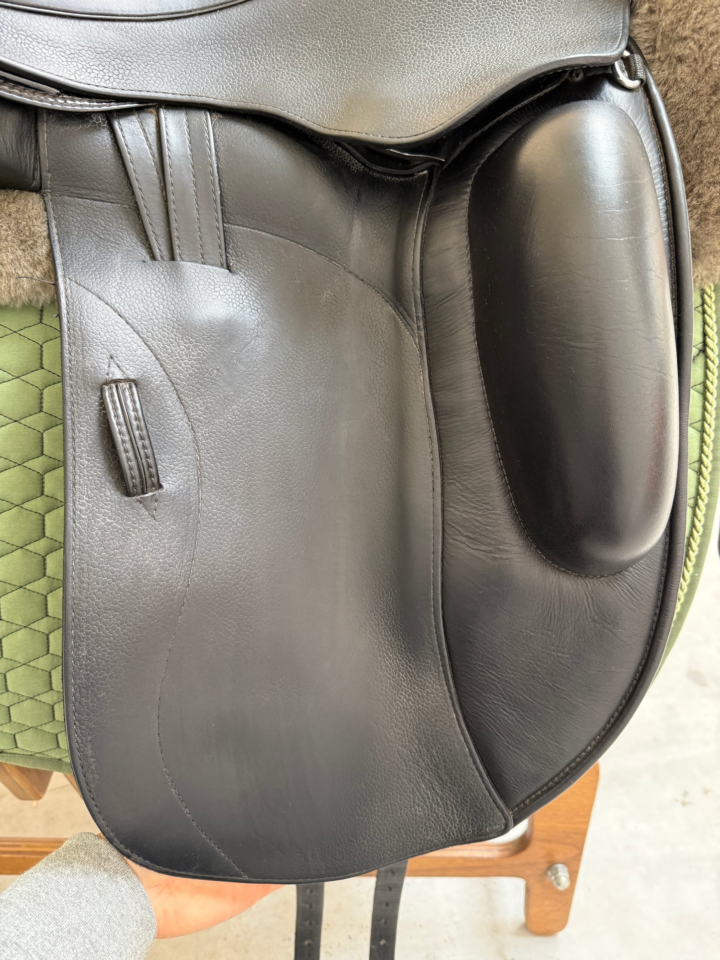 Patrick Saddlery Dressursattel 17,5 Zoll Monoblatt wie Custom - breit & hoher Rist