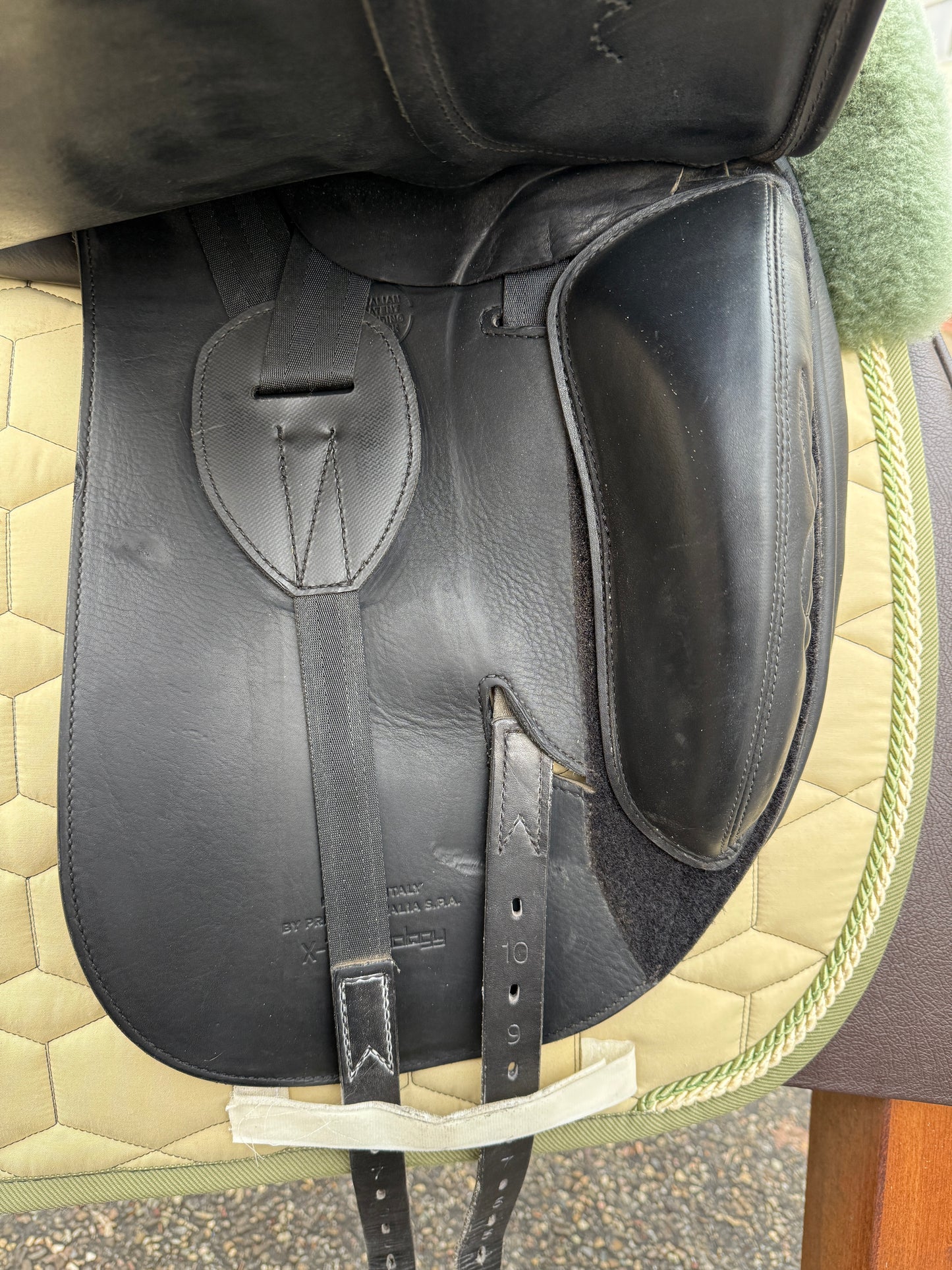 #257 Prestige X Helen FS Dressursattel 17 Zoll 31 aus 2023