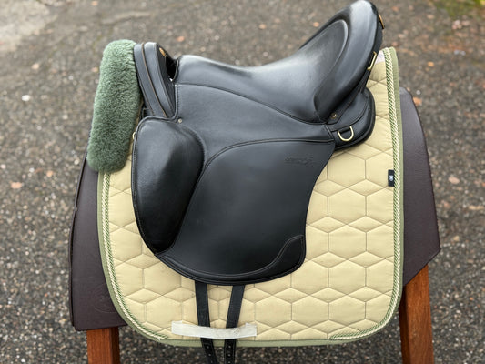 #236 Sommer Genesis Air Wanderreitsattel 17 Zoll - neuwertig