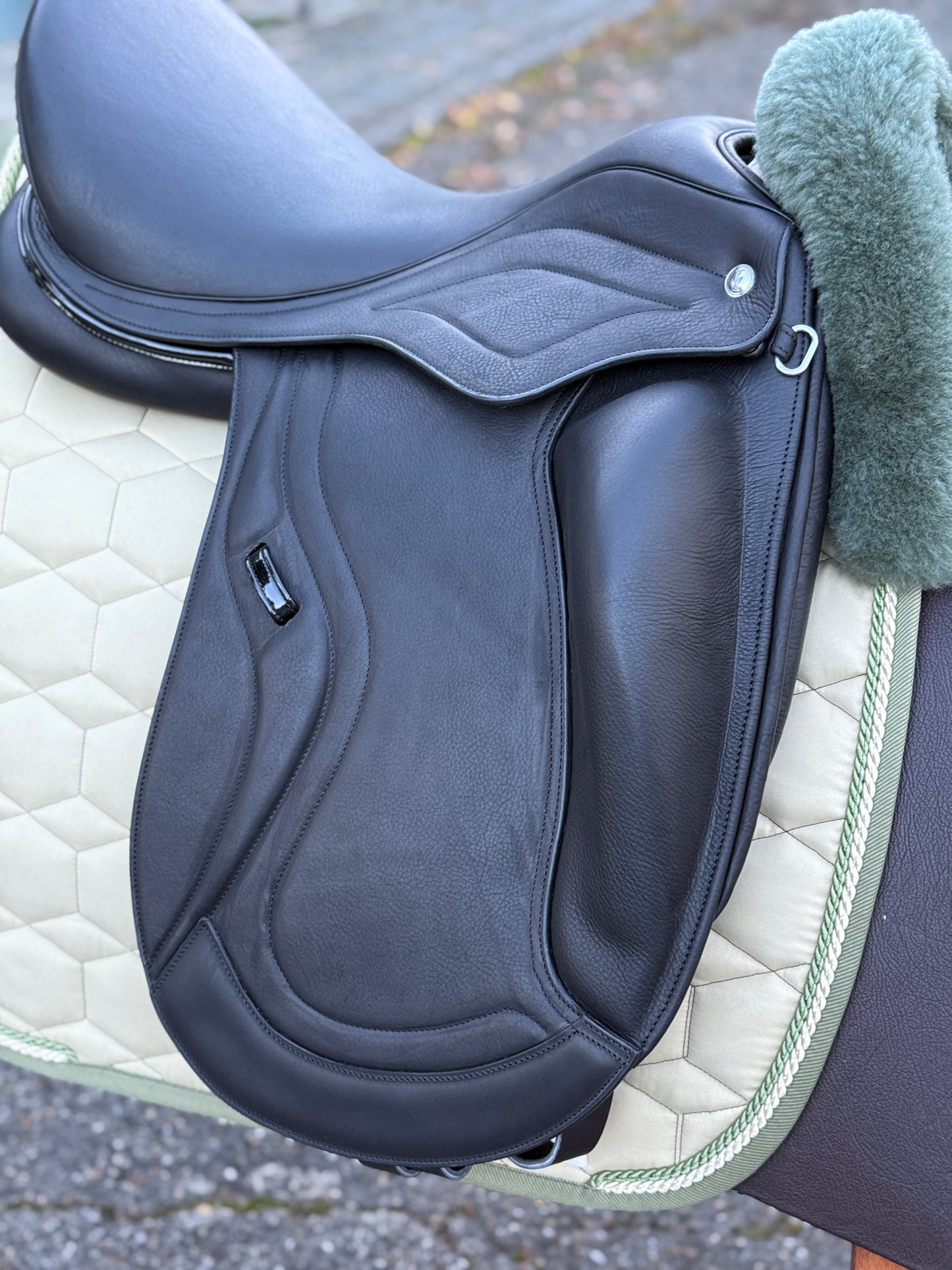 Silla de doma Ikonic Pro Evolution de una sola hoja