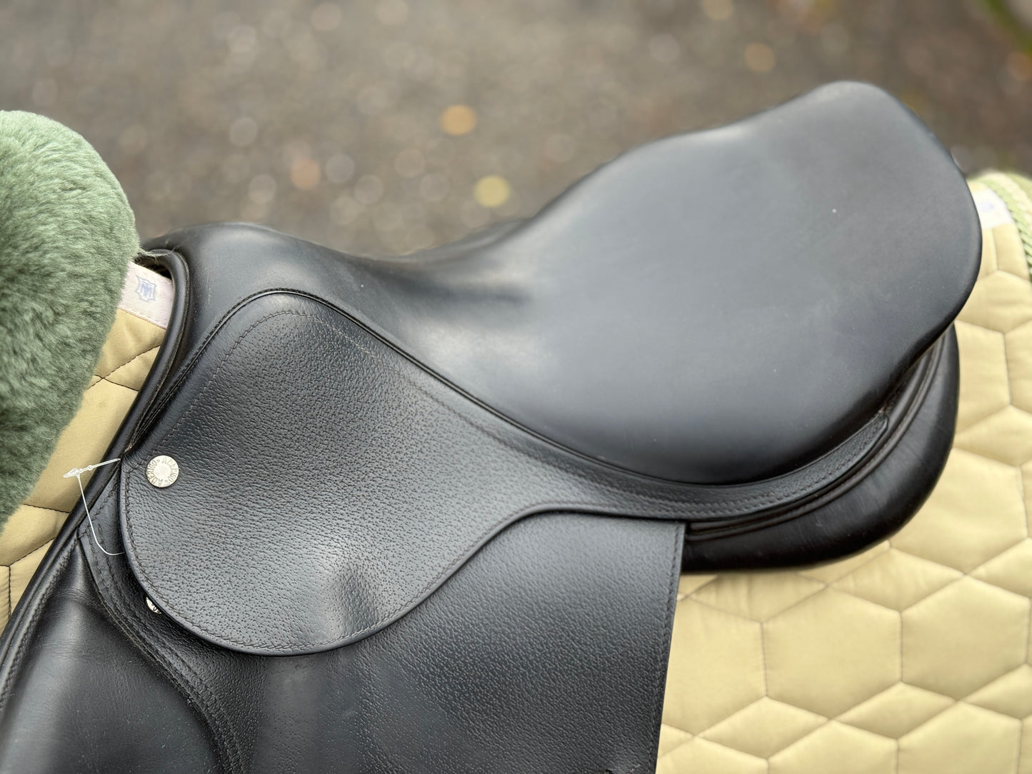 Amerigo Farouche Pinerolo Springsattel 17 Zoll kurzes Blatt auch für Ponys