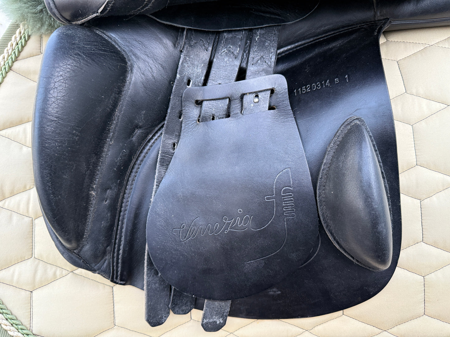 #221 Prestige Venezia VS-Sattel 18 Zoll 33 für hohen Widerrist