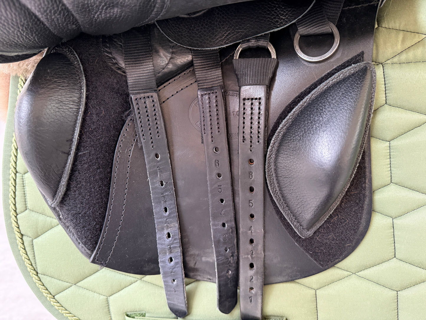 Kent & Masters Springsattel Ponysattel 16,5 Zoll