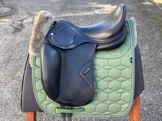 Amerigo Classic Dressage Pinerolo Dressursattel 17,5 Zoll