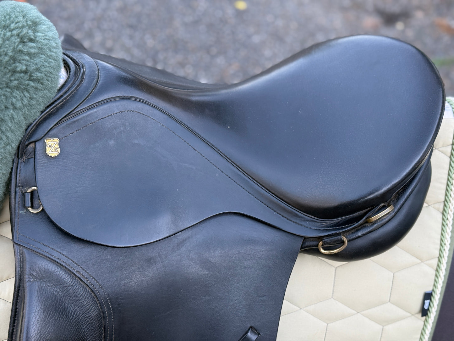 #223 Massimo Dressursattel Islandsattel Tölt II 17,5 Zoll 33