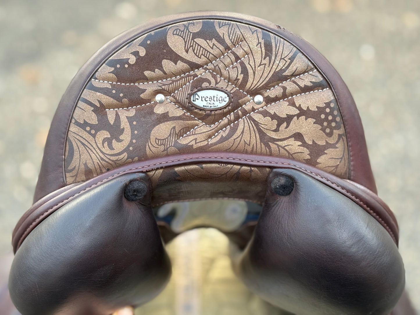 #251 Prestige Philosophy Dressursattel 18 Zoll 33 A L braun aus 2021