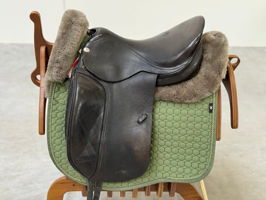 Jaguar Dressursattel 17,5 Zoll MW