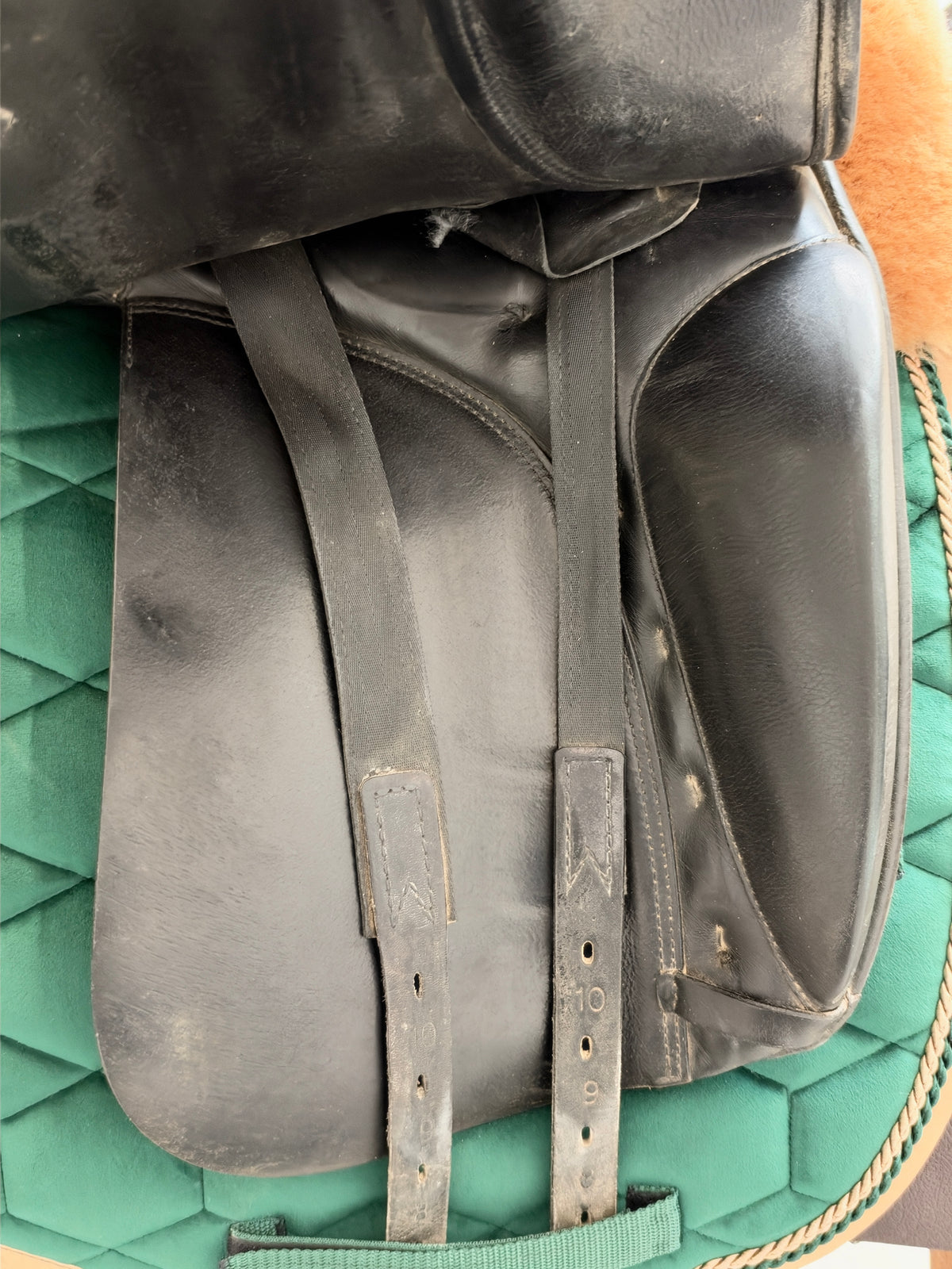 Prestige Venus Dressursattel 17 Zoll 32