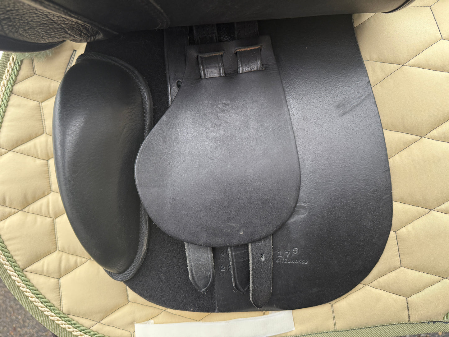 #232 Sommer Remos Pulse VS-Sattel 17,5 Zoll aus 2022