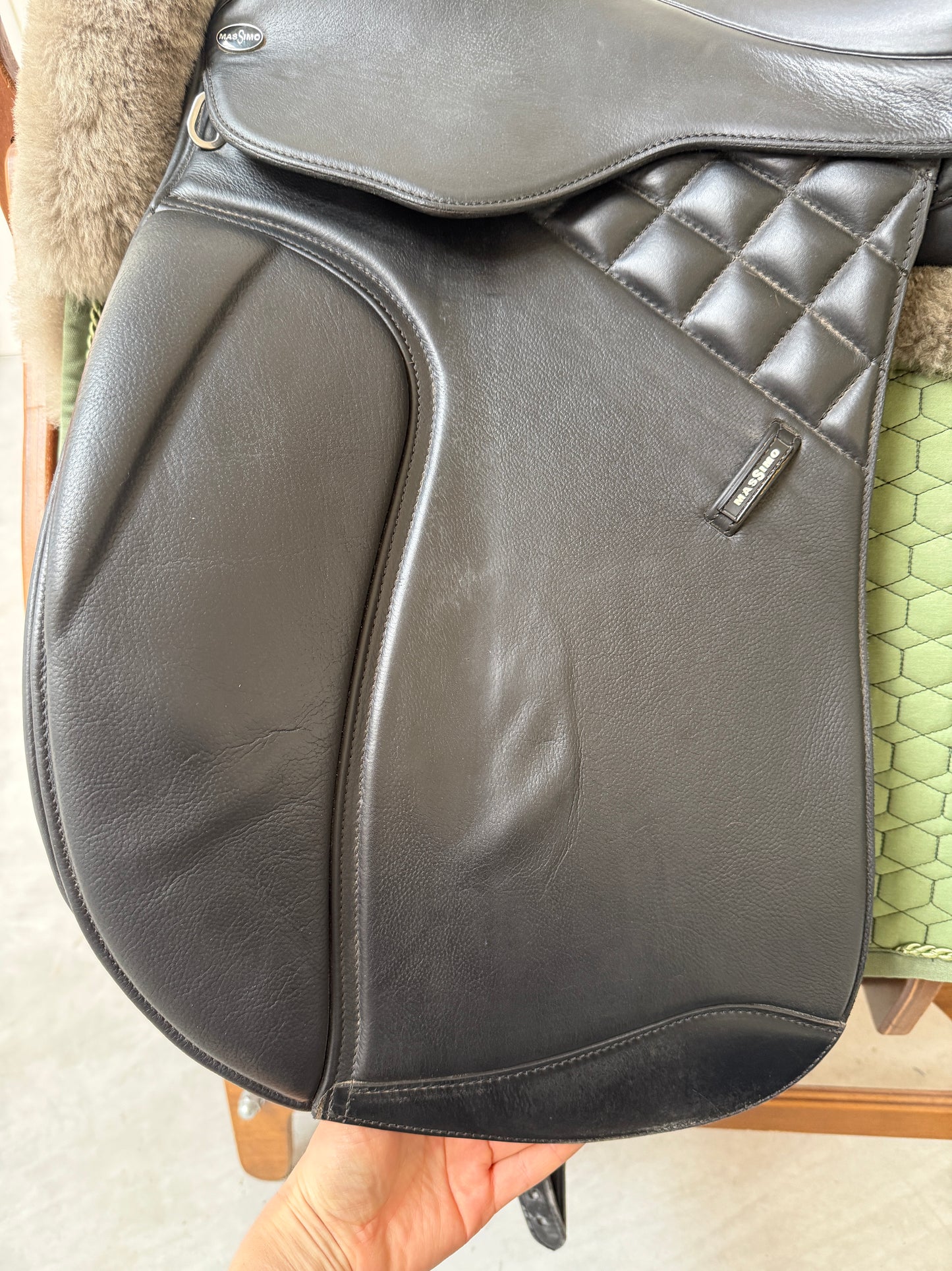 Massimo Saddle UP Dressursattel 17,5 Zoll 34