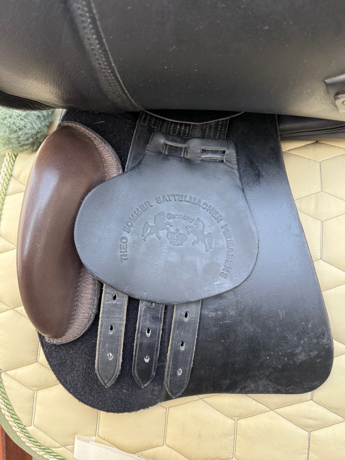 #255 Sommer Opus Vielseitigkeitssattel VSD 18 Zoll schwarz H7