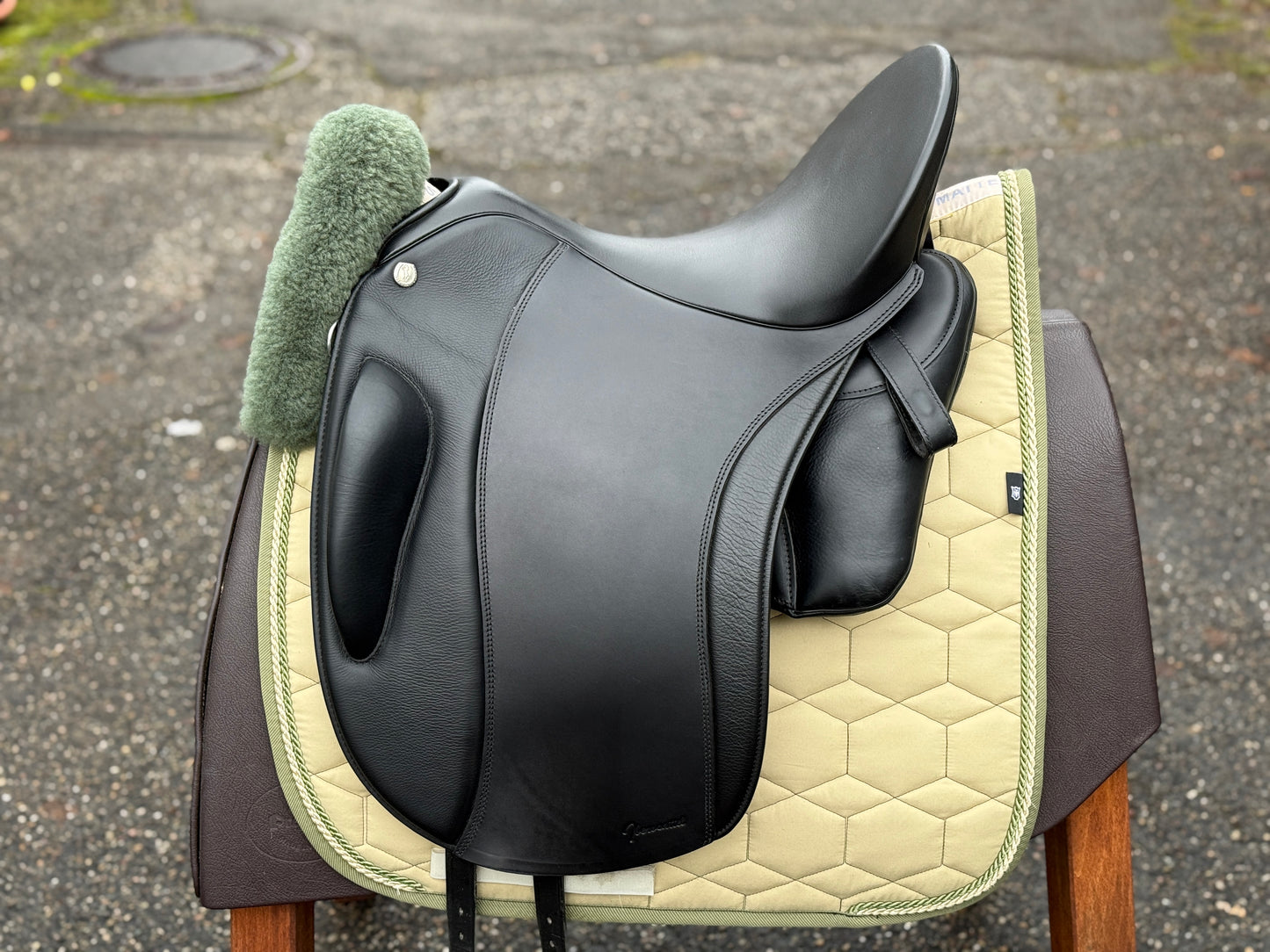 Iberosattel Royal Classic Plus 17,5 Zoll Vaquerosattel aus 2022