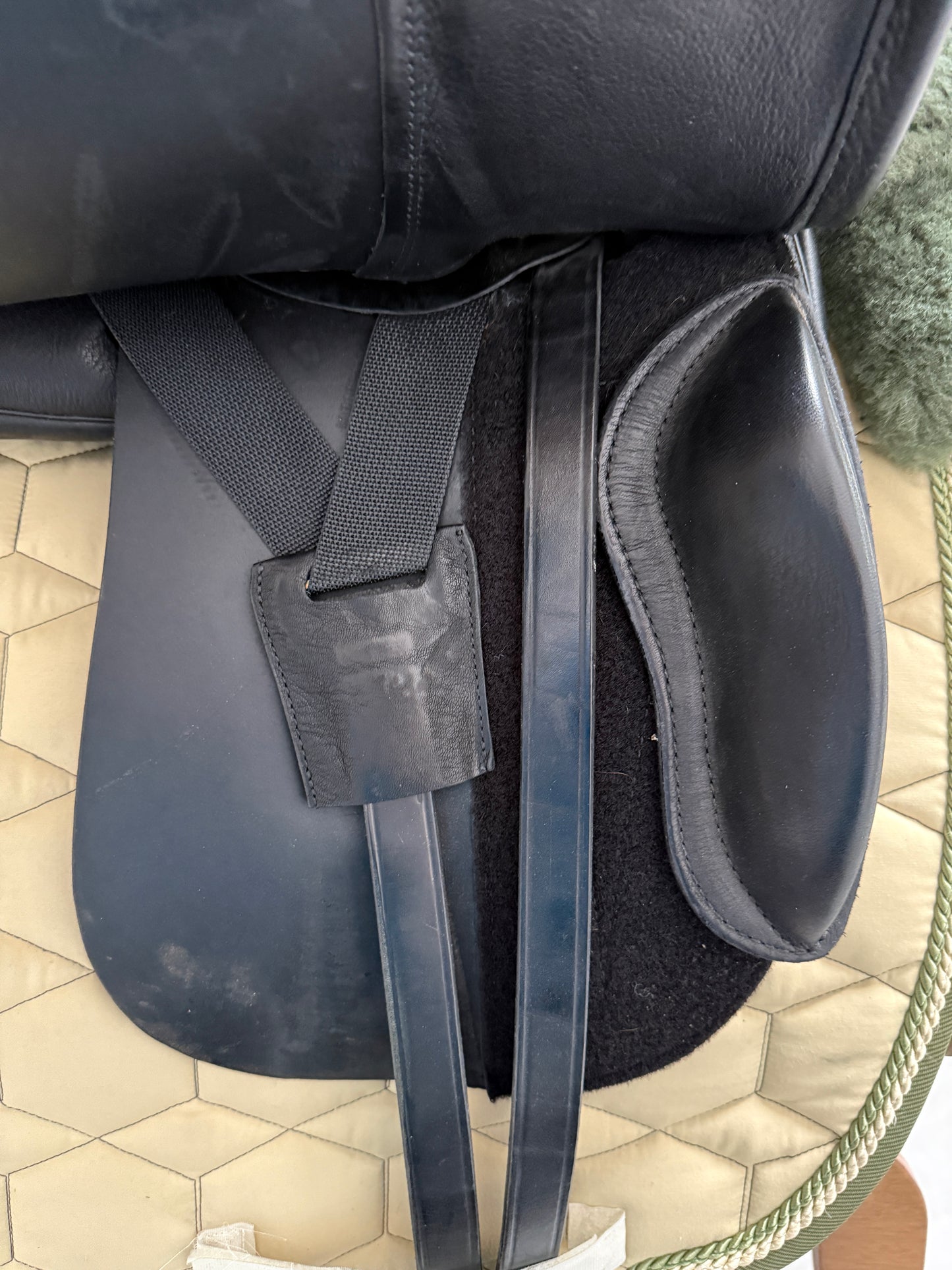 Sommer Jana Dressursattel Ponysattel 16,5 Zoll 36 schwarz wie NEU