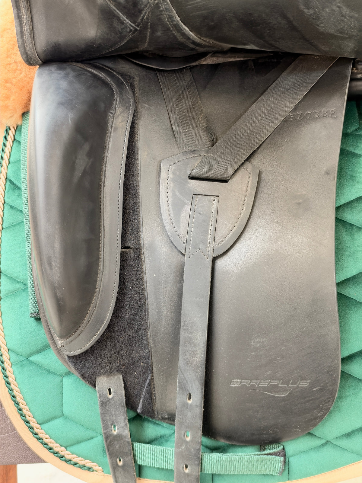 Erreplus Adelinde Dressursattel 17 Zoll 33