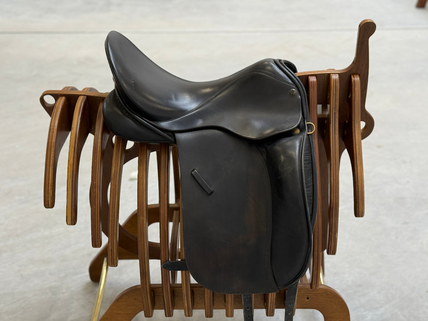 Hintermayer Dressursattel 17 Zoll Fit 3