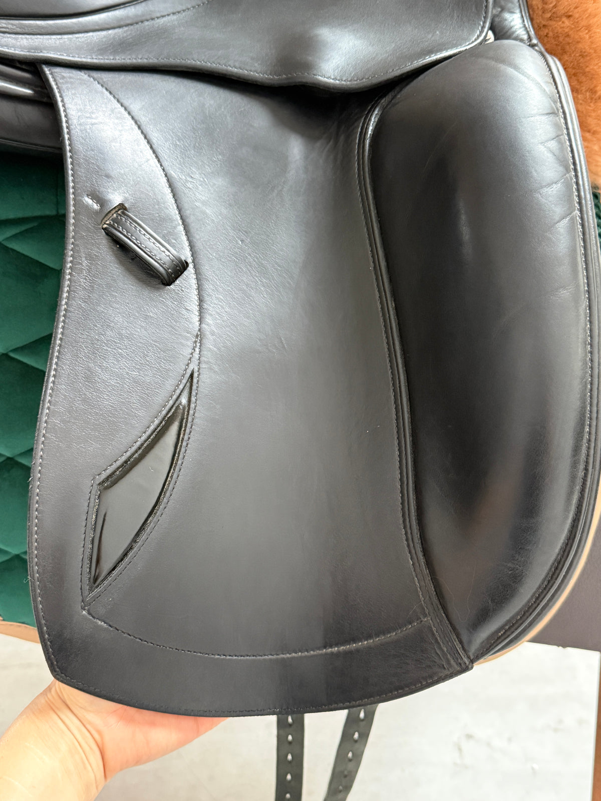 Erreplus Connect Dressursattel 17 Zoll 33 Schulterfreiheit