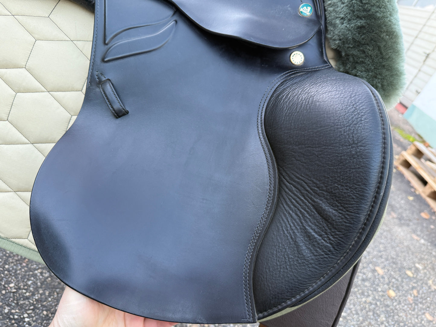 #230 Prestige Venezia Springsattel VSS Sattel 17 Zoll 33