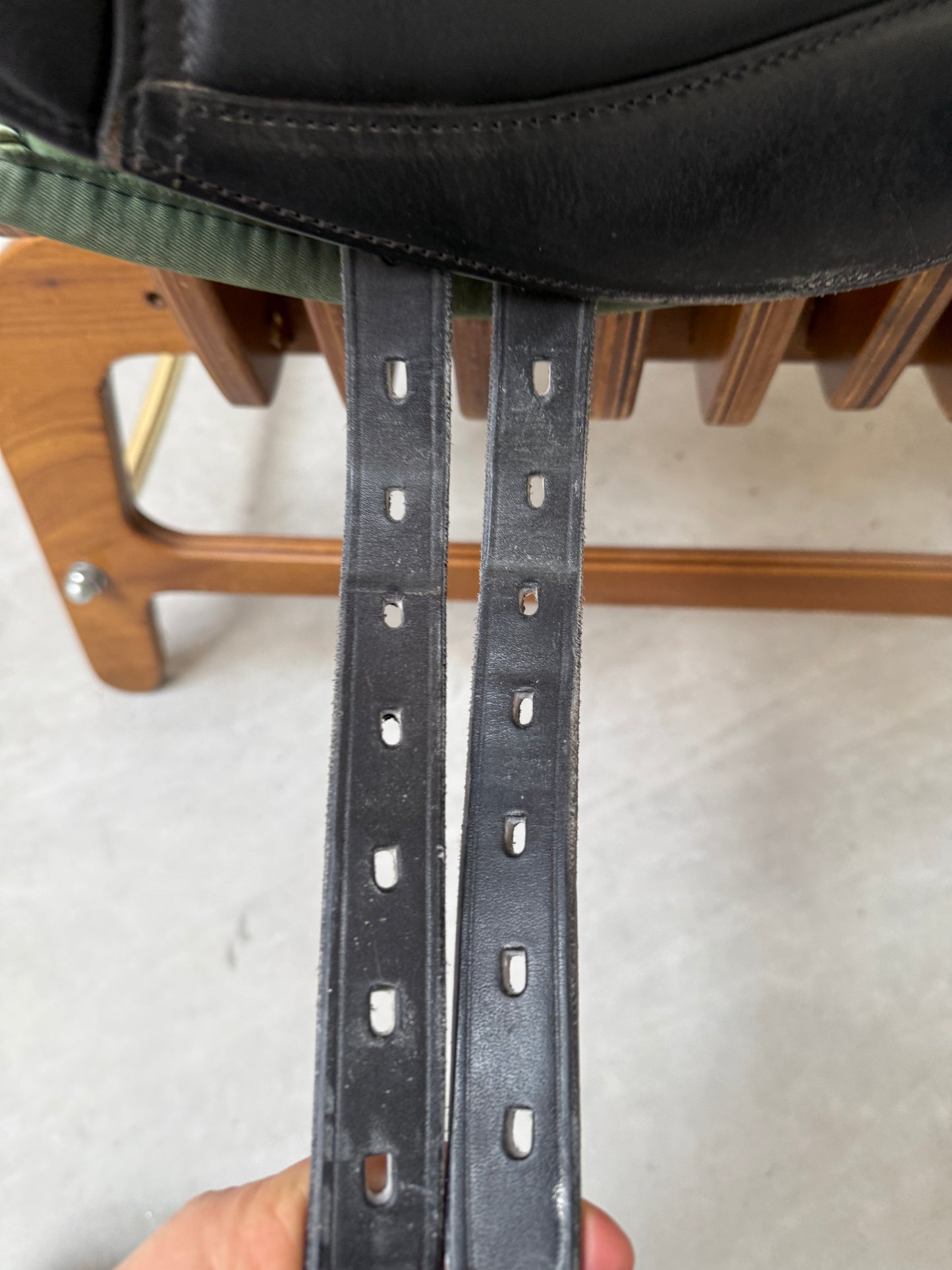 Massimo Saddle UP Dressursattel 17,5 Zoll 34