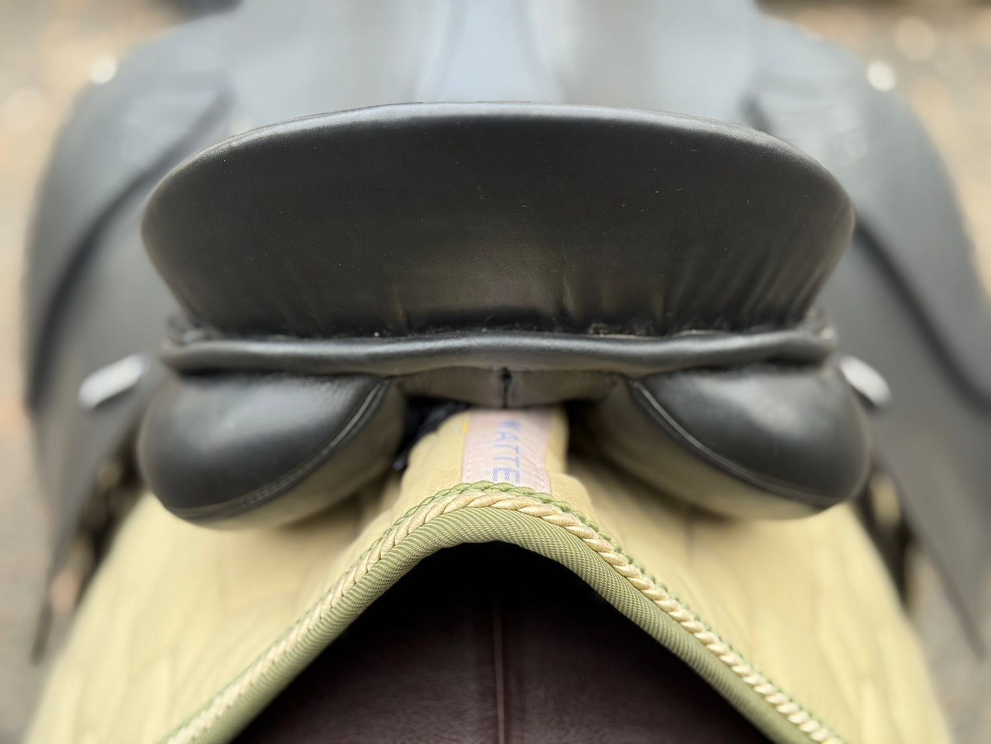 #258 Passier Blu Style Dressursattel 17 Zoll neuwertig Lifterkissen