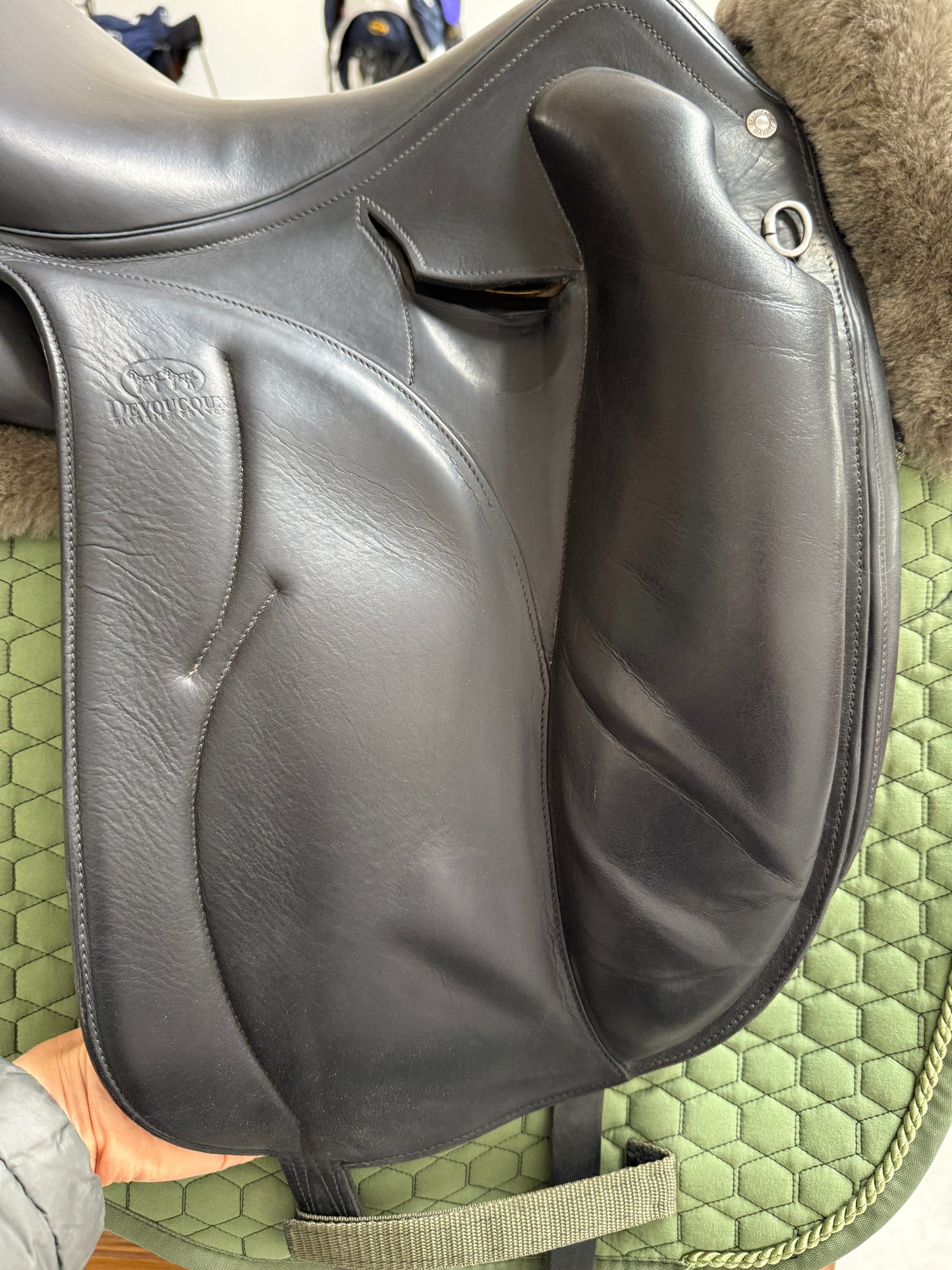 Devoucoux Makila LAB Dressursattel schwarz 17,5 Zoll D3D Technologie
