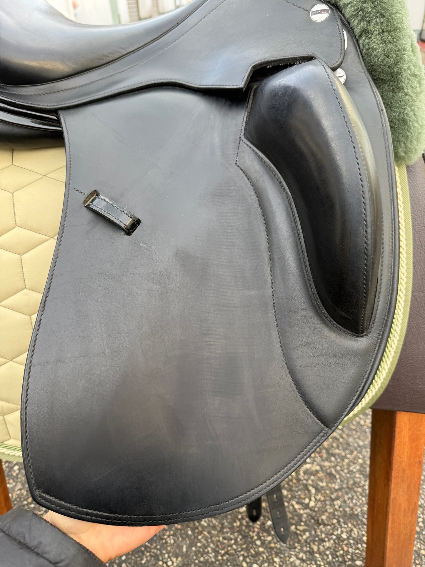 #254 Erreplus Elena Dressursattel 18 Zoll mit Lack