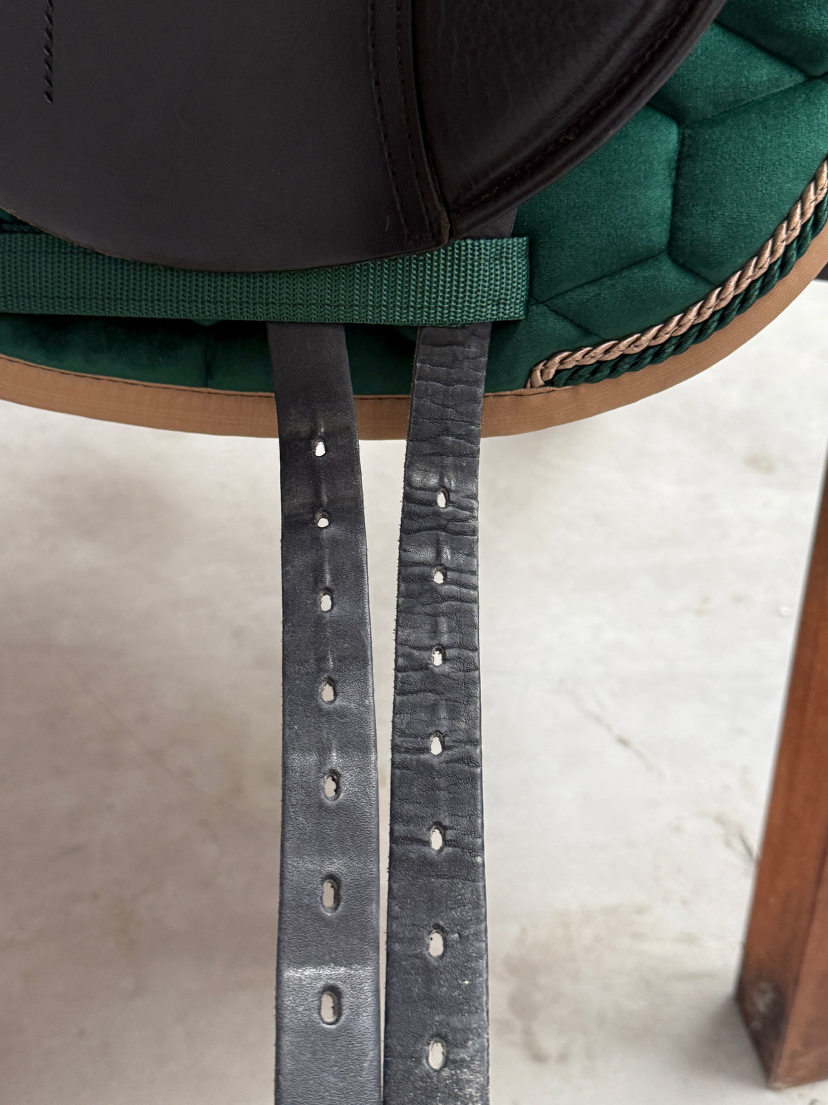 Euroriding Diamant Dressursattel Soft Seat 17 Zoll Fit 4 neuwertig