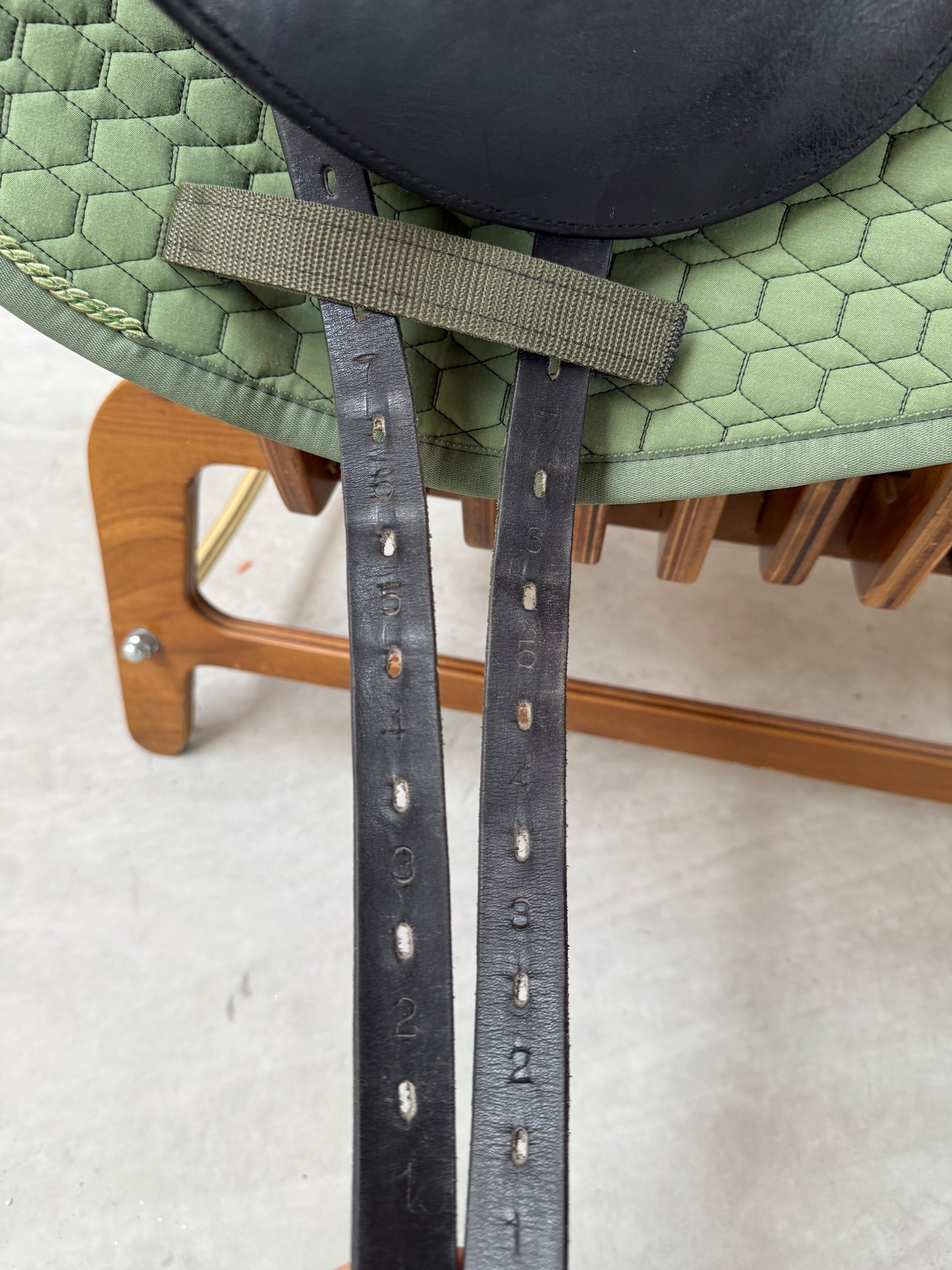 Prestige X Helen Dressursattel 16 Zoll 34 Klettpauschen
