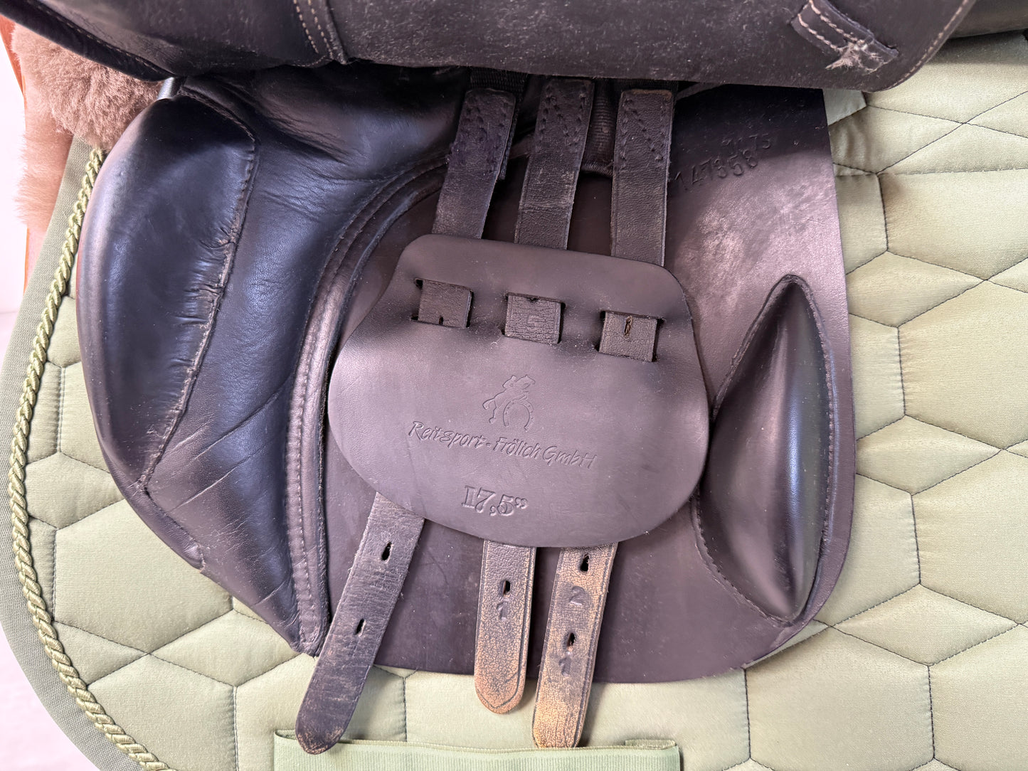 Frölich Santa Cruz Springsattel 17,5 Zoll