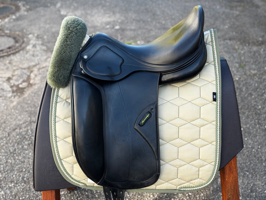 #101 Amerigo Pasubio Dressursattel 17,5 Zoll aus 2020