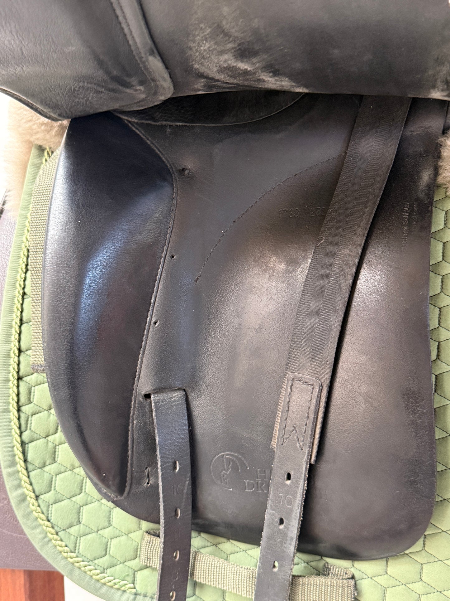Prestige Hippos Dressage Dressursattel 17 Zoll 33