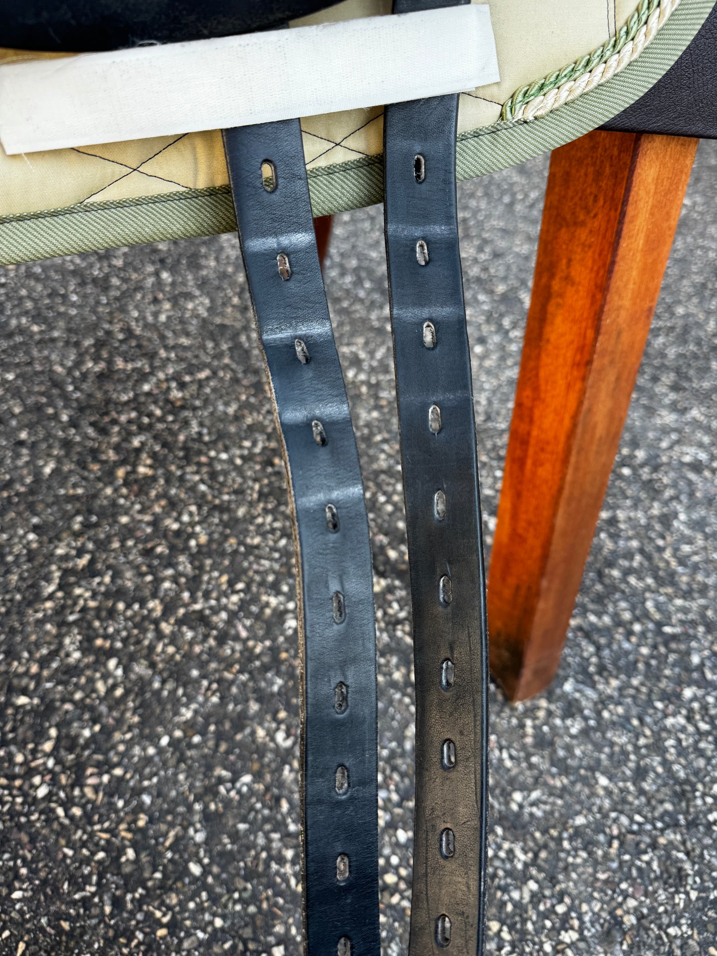 #145 Cobra Dressursattel 17,5 Zoll dunkelbraun