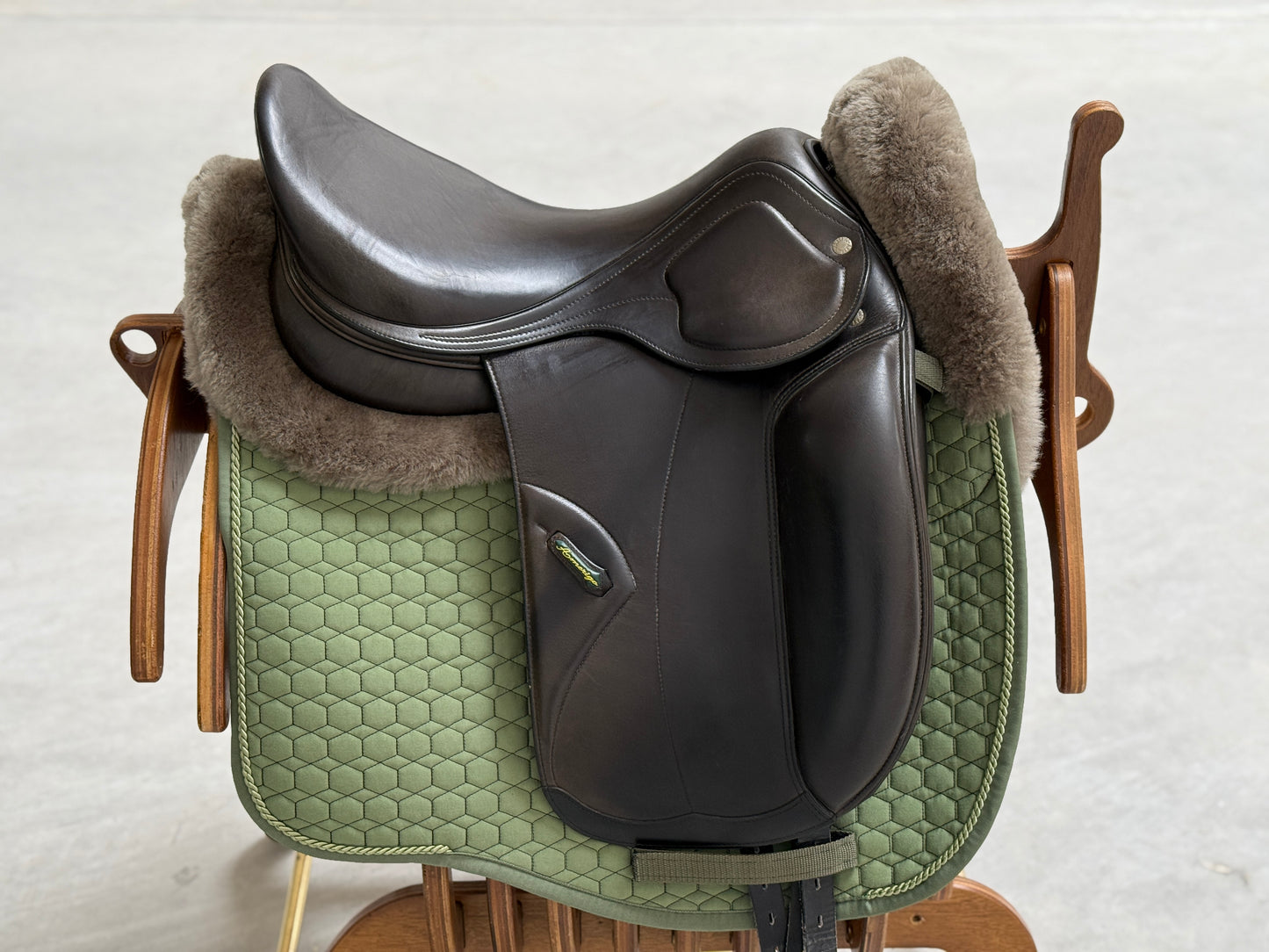 Amerigo Pasubio Pinerolo Dressursattel 17,5 Zoll aus 2020