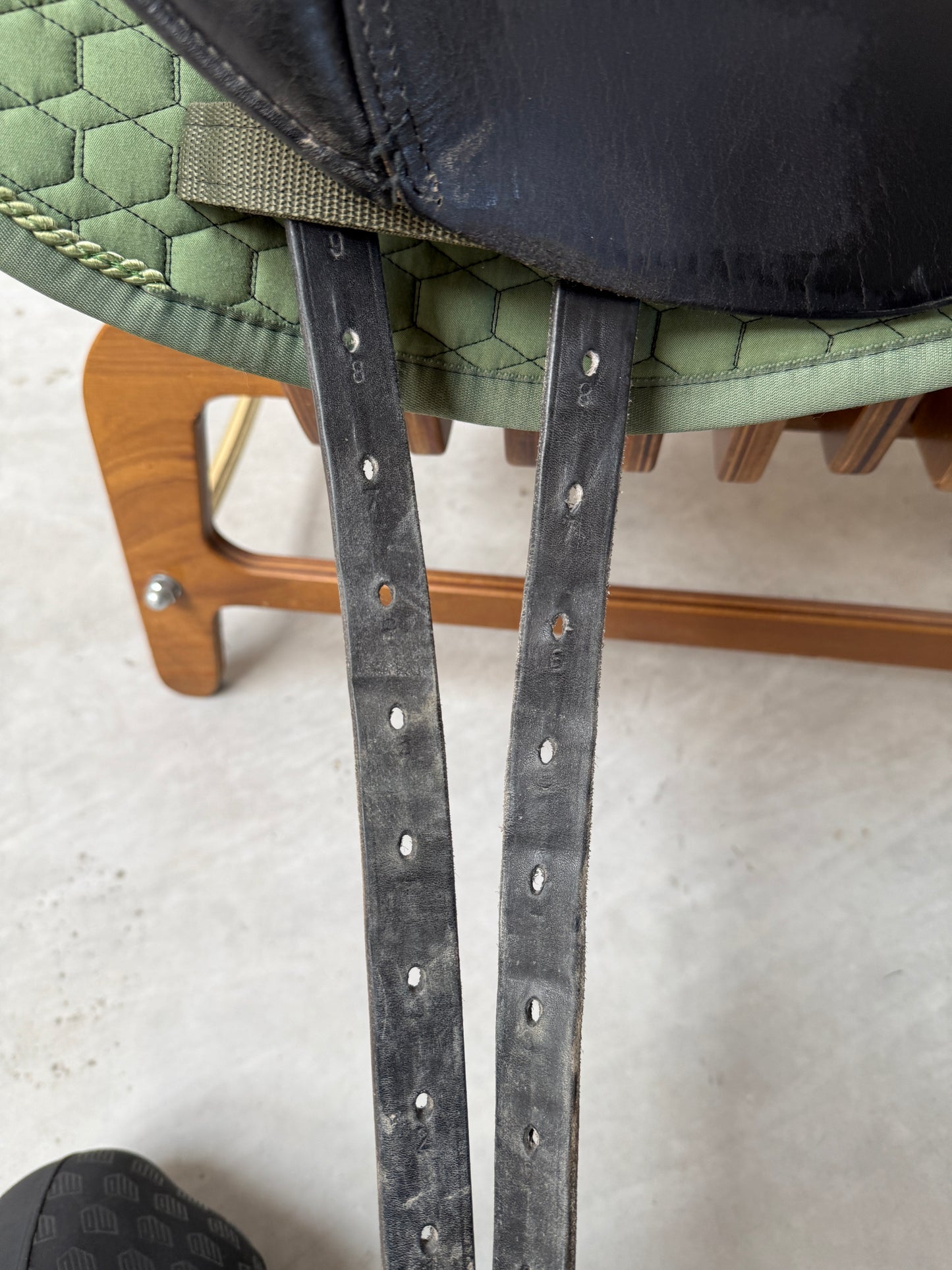 Velicea Basic Skoli Dressursattel 17,5 Zoll 30