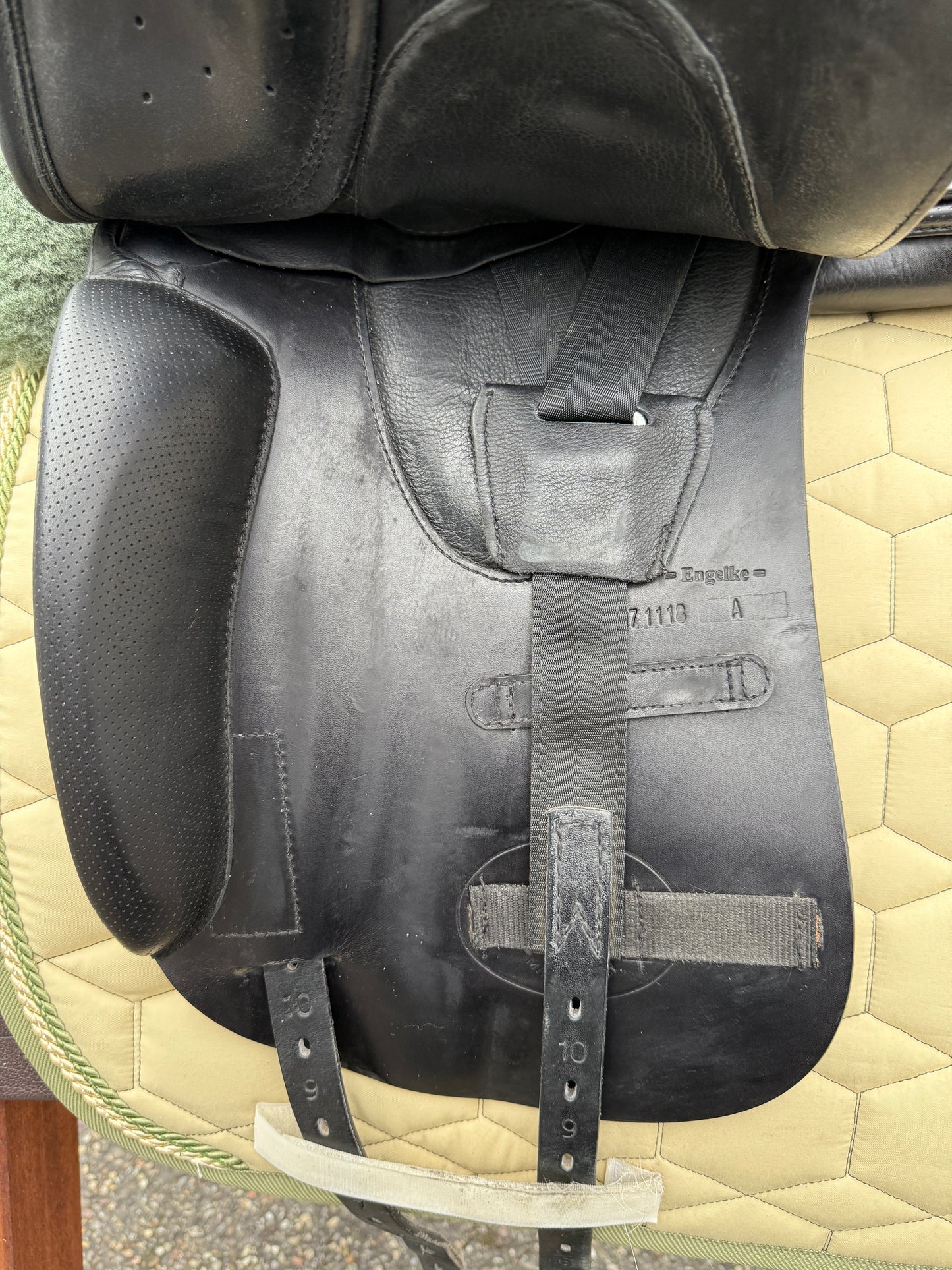 #182 Prestige X-D1 Zero Dressursattel 18 Zoll doubliert