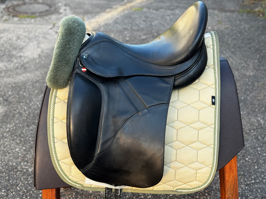 #139 3S Bentley Performance Dressursattel 18 Zoll