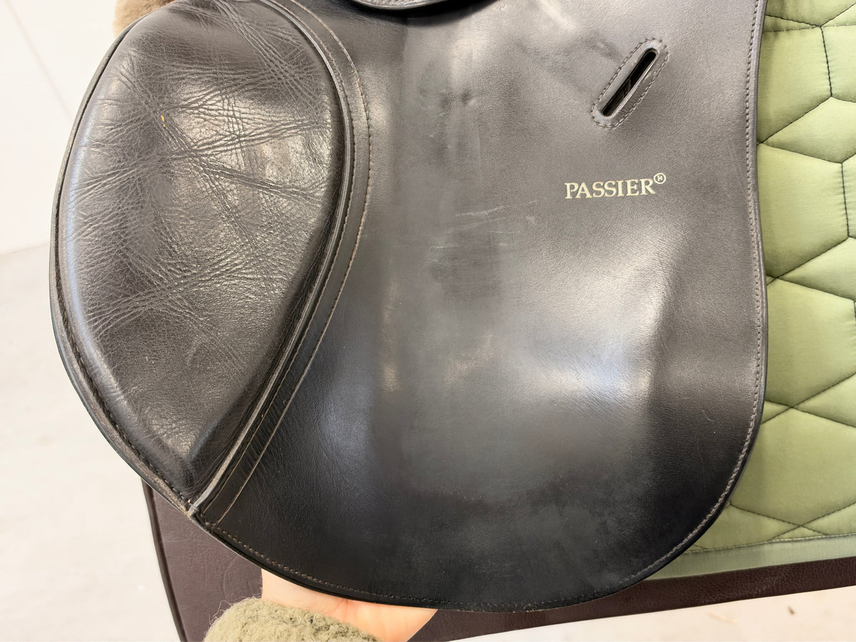 Passier Phoenix Springsattel 17,5 Zoll Breite Kammer